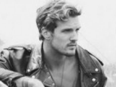 Roleplay character: Michael Wallace (dark conversion)