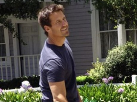 Character Joshua Carmine