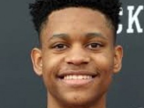 Character Aaron Jones