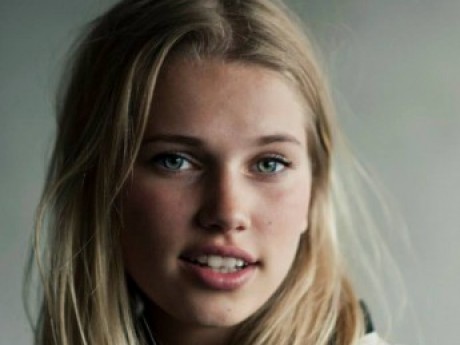 Character Naomi Hawke