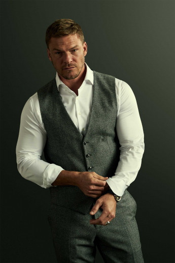 Roleplay character: Julius Maddox